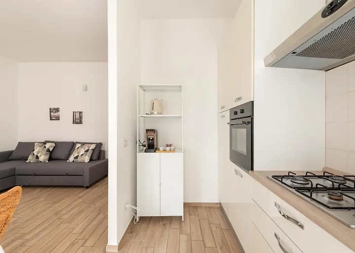 شقة Loverhome 2 *