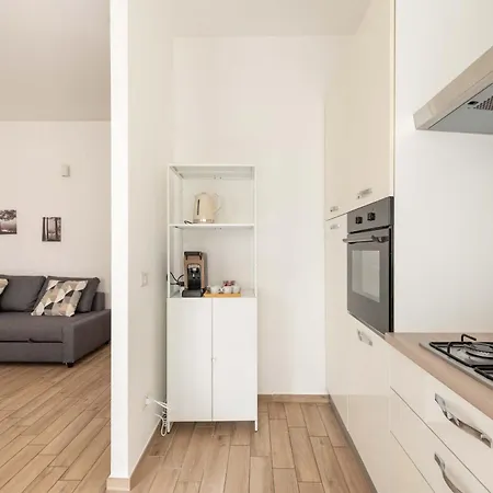 Apartament Loverhome 2 *